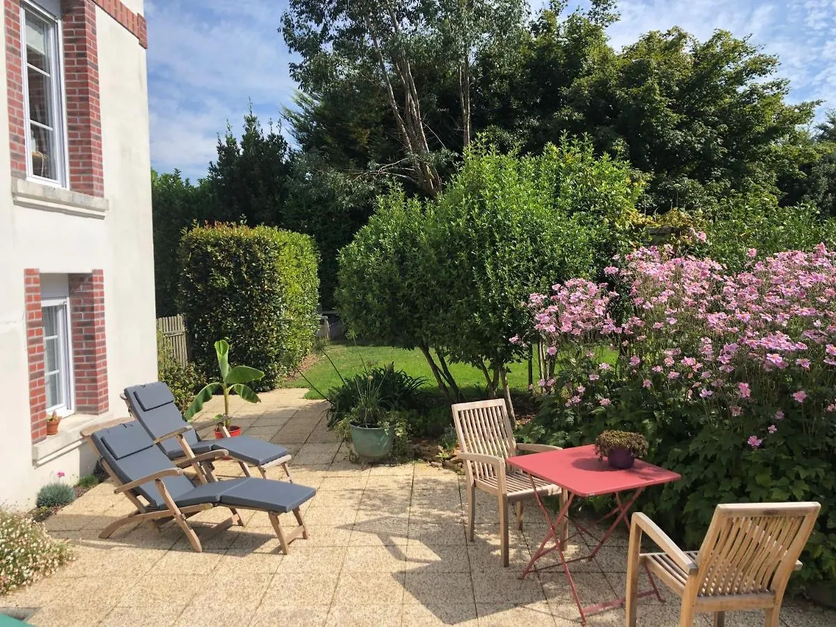 Gite Cosy Sur Jardin Villa Moelan-sur-Mer Holiday home