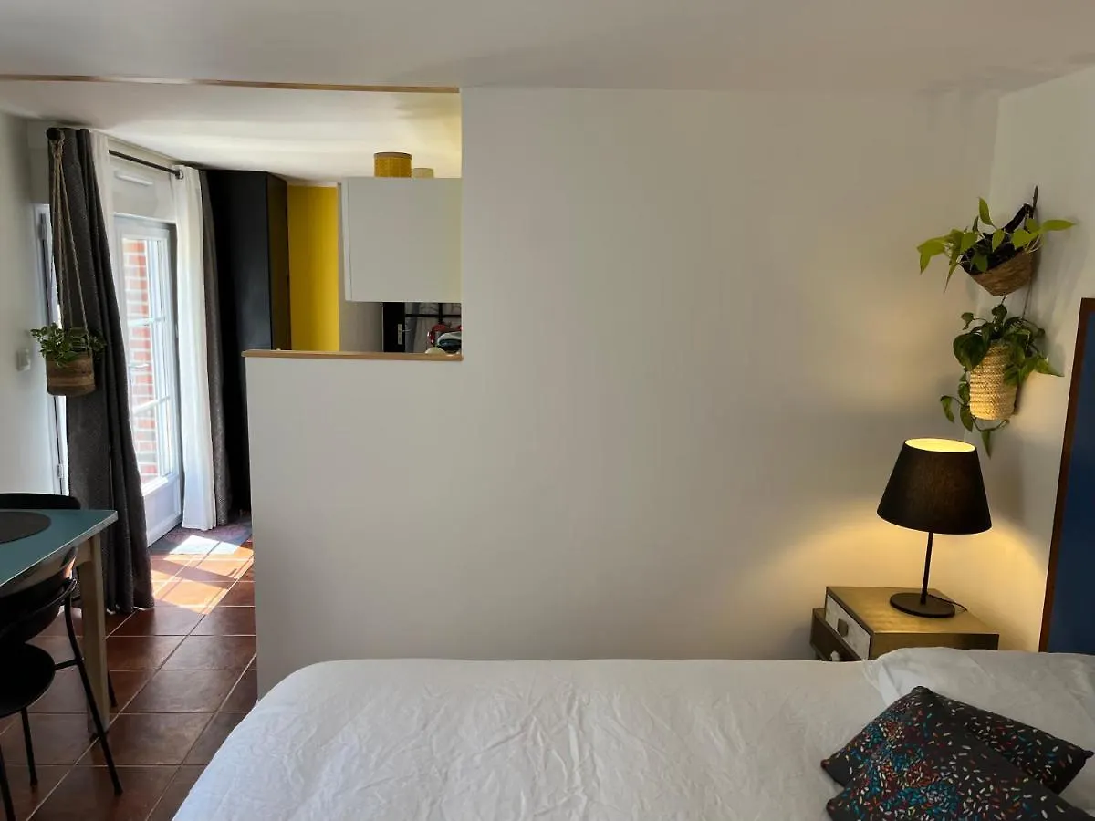 Holiday home Gite Cosy Sur Jardin Villa Moelan-sur-Mer